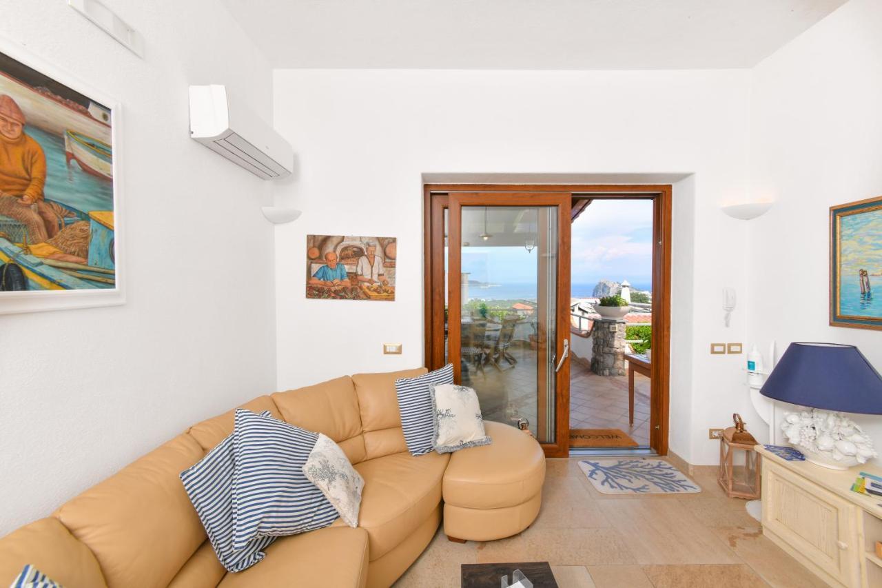 Relais Maison De Charles Bed & Breakfast Ischia Bagian luar foto