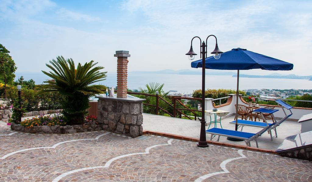 Relais Maison De Charles Bed & Breakfast Ischia Ruang foto